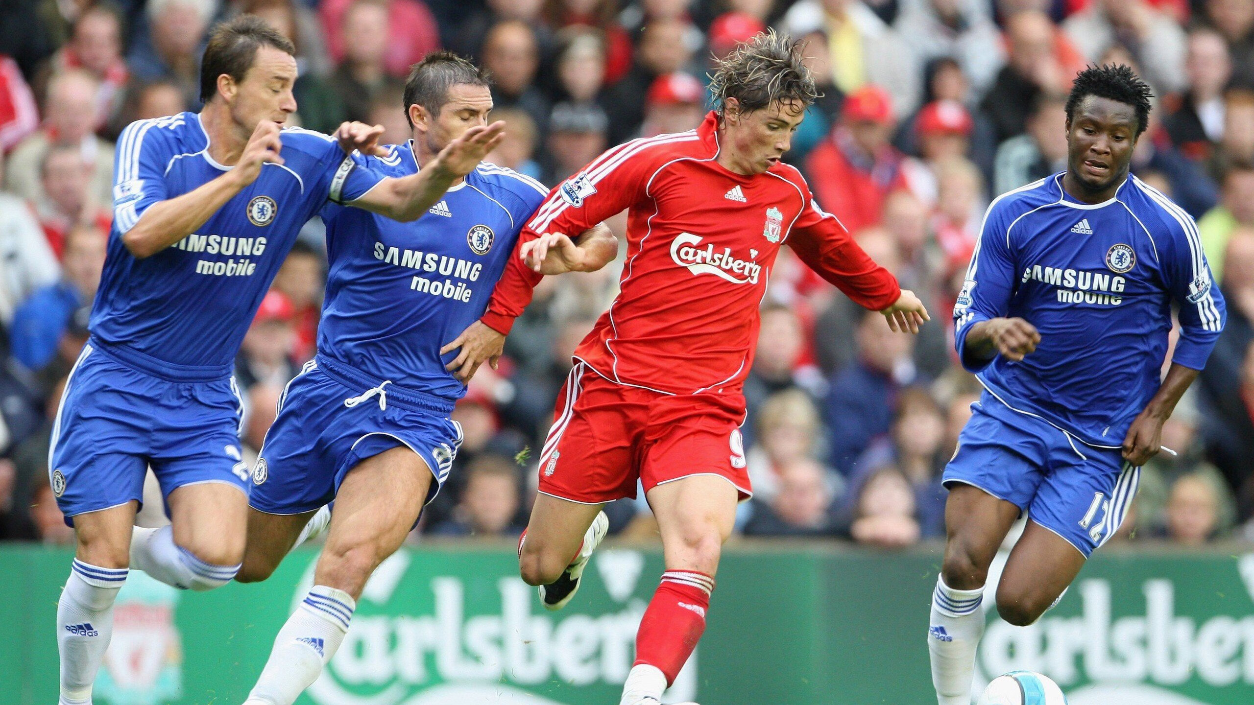 拜仁锋线新星持续发光，成为欧洲最具潜力的年轻球员，拜仁横扫欧洲